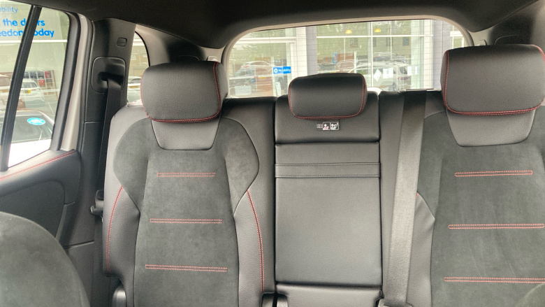 Mercedes-Benz GLB 200 AMG Line Executive 5dr 7G-Tronic Petrol Estate